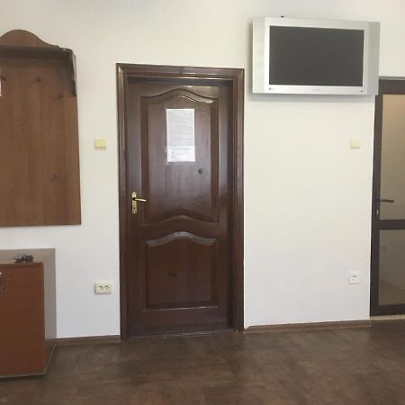 Міні-Готель Нептун Rivne Buitenkant foto