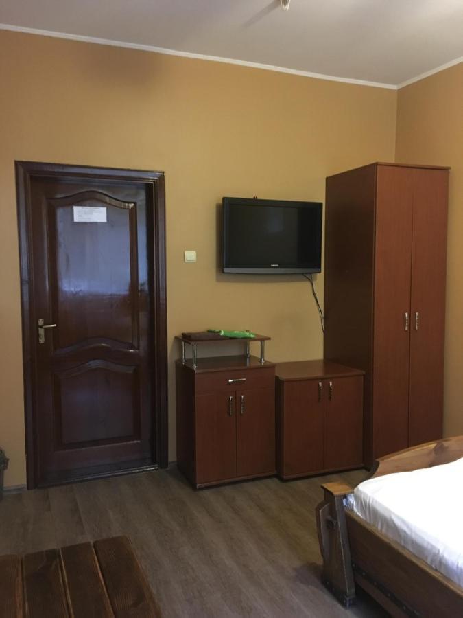 Міні-Готель Нептун Rivne Buitenkant foto
