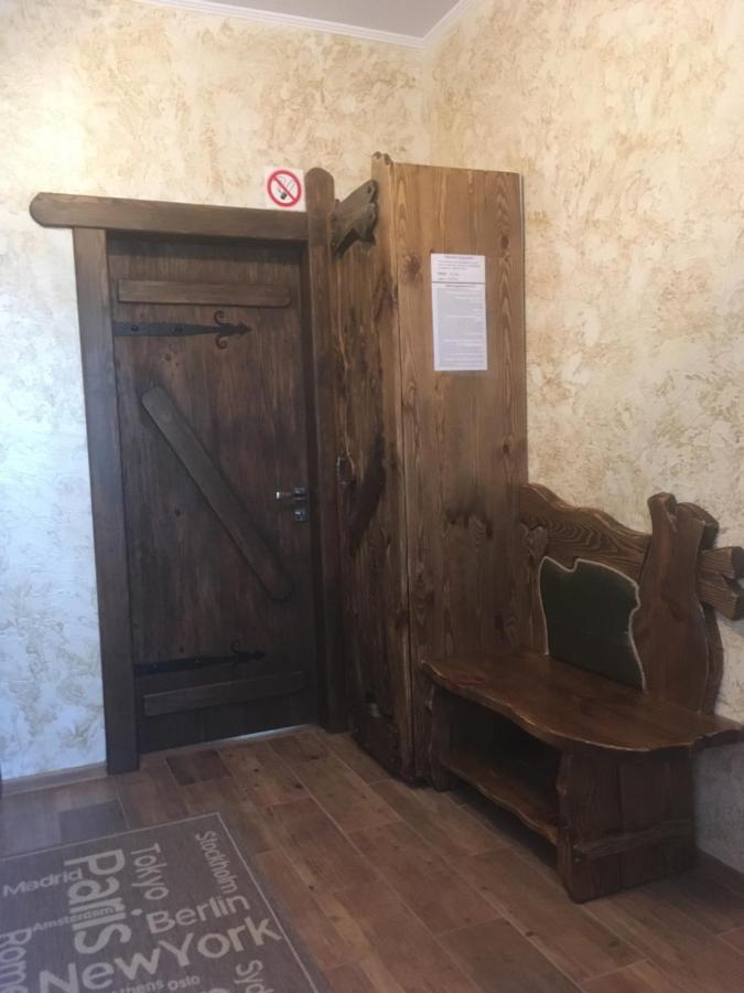 Міні-Готель Нептун Rivne Buitenkant foto